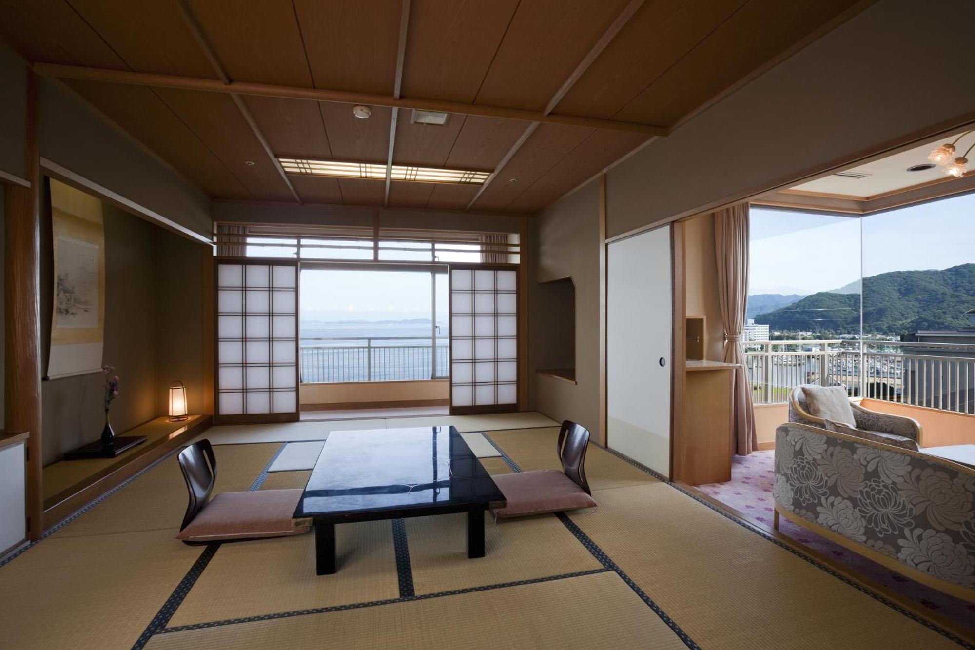 Hotel New Awaji Sumoto Zewnętrze zdjęcie
