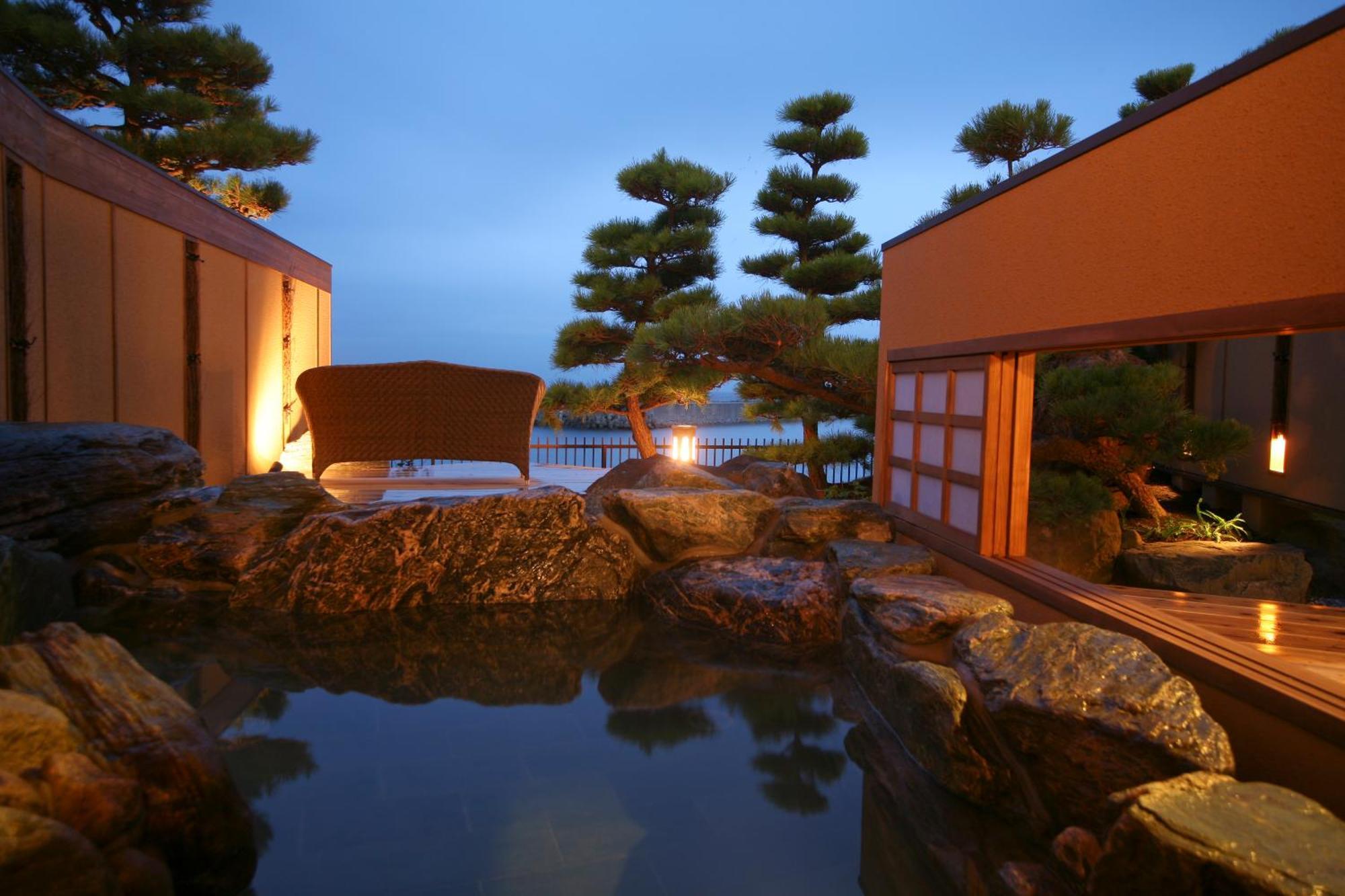 Hotel New Awaji Sumoto Zewnętrze zdjęcie