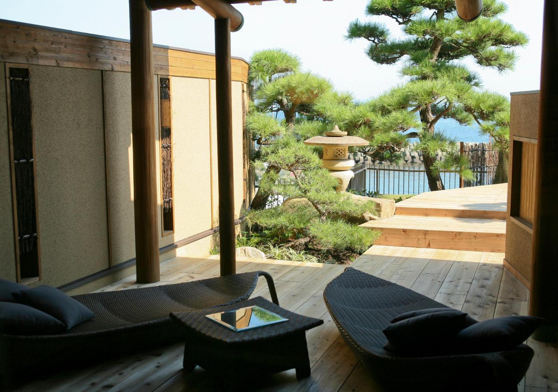 Hotel New Awaji Sumoto Zewnętrze zdjęcie