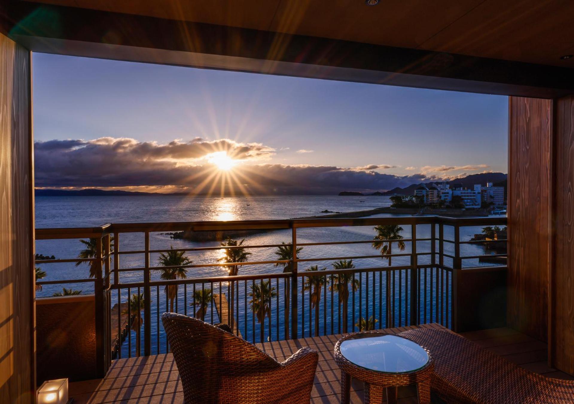 Hotel New Awaji Sumoto Zewnętrze zdjęcie