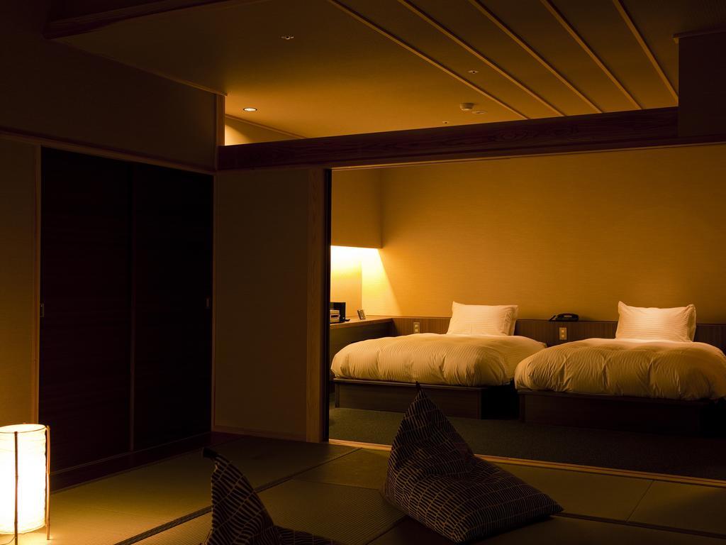 Hotel New Awaji Sumoto Zewnętrze zdjęcie