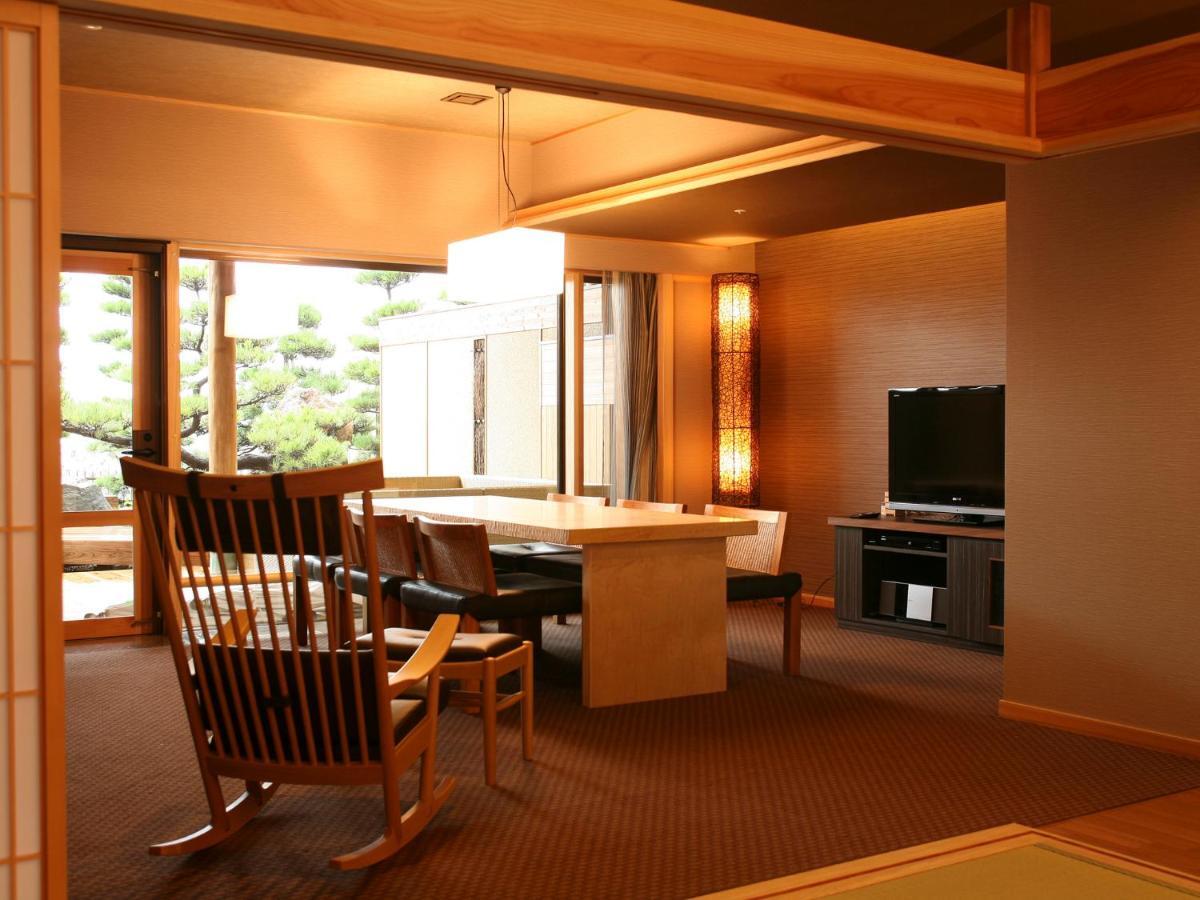 Hotel New Awaji Sumoto Zewnętrze zdjęcie