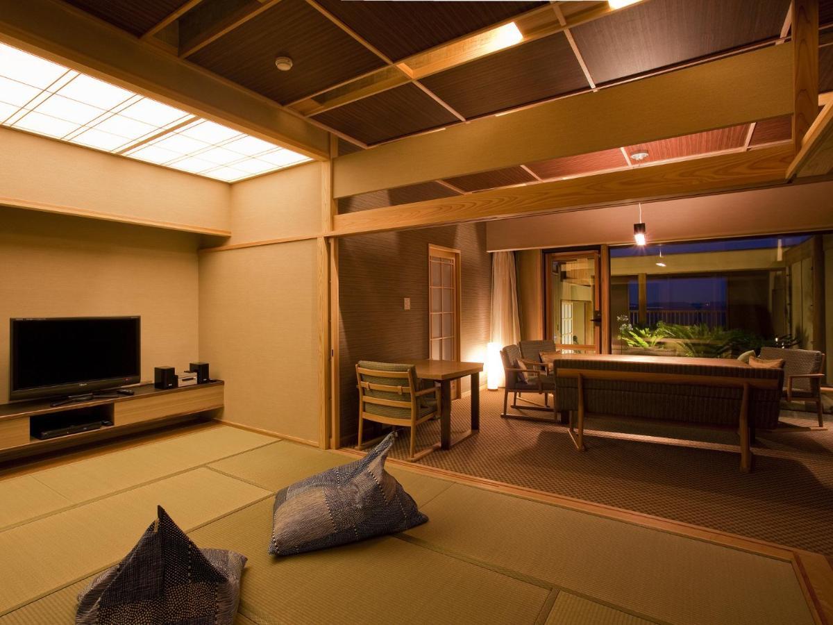 Hotel New Awaji Sumoto Zewnętrze zdjęcie